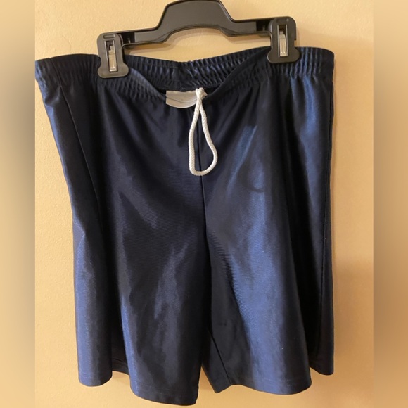 Nike navy athletic shorts size large - Picture 3 of 8